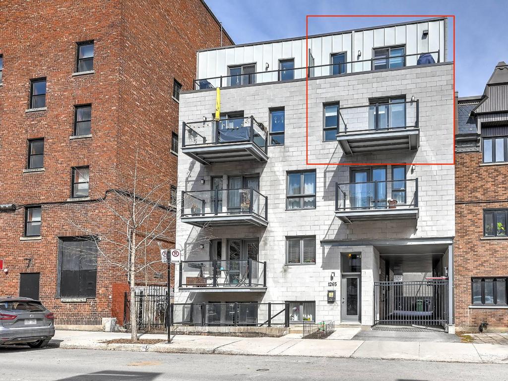 









1265


Rue St-Timothée

, 302,
Montréal (Ville-Marie),




QC
H2L3N5

