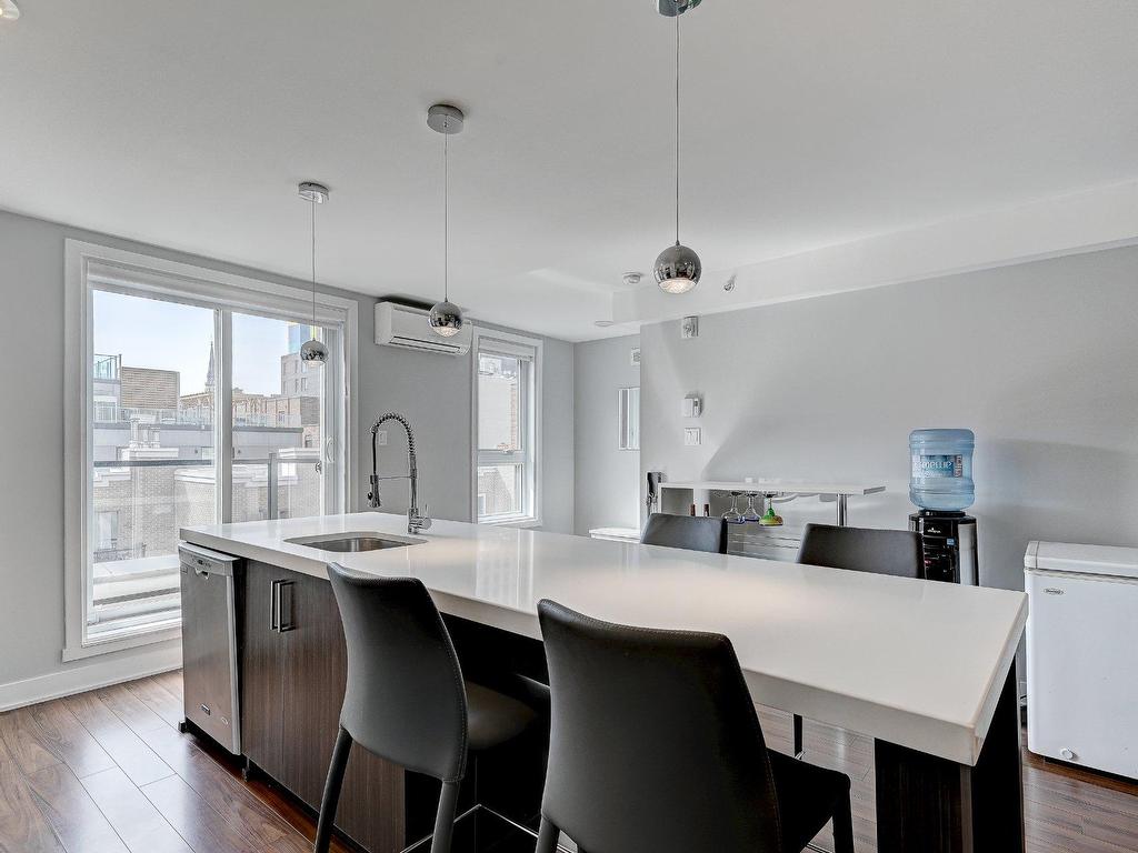 









1265


Rue St-Timothée

, 302,
Montréal (Ville-Marie),




QC
H2L3N5

