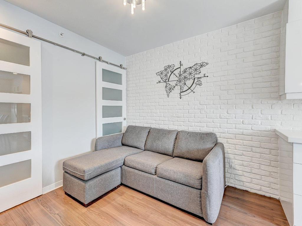 









1265


Rue St-Timothée

, 302,
Montréal (Ville-Marie),




QC
H2L3N5

