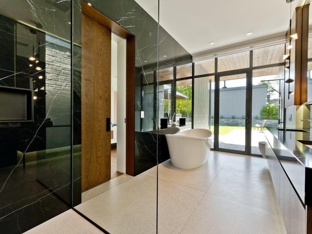 









609


Rue Roberge

,
Sherbrooke (Brompton/Rock Forest/Saint-Élie/Deauville),




QC
J1N1Y6

