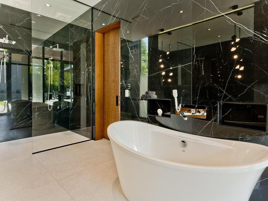 









609


Rue Roberge

,
Sherbrooke (Brompton/Rock Forest/Saint-Élie/Deauville),




QC
J1N1Y6

