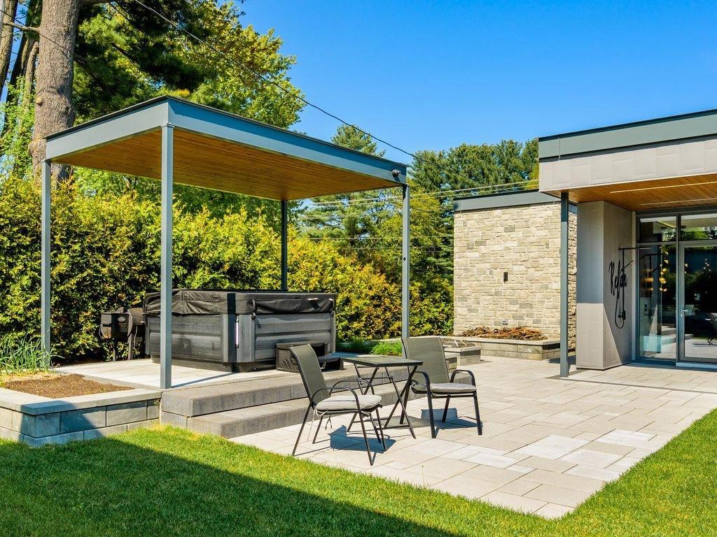 









609


Rue Roberge

,
Sherbrooke (Brompton/Rock Forest/Saint-Élie/Deauville),




QC
J1N1Y6

