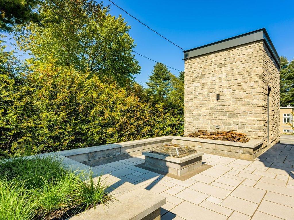 









609


Rue Roberge

,
Sherbrooke (Brompton/Rock Forest/Saint-Élie/Deauville),




QC
J1N1Y6

