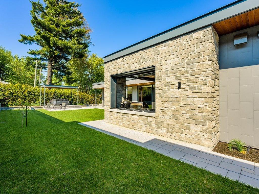 









609


Rue Roberge

,
Sherbrooke (Brompton/Rock Forest/Saint-Élie/Deauville),




QC
J1N1Y6

