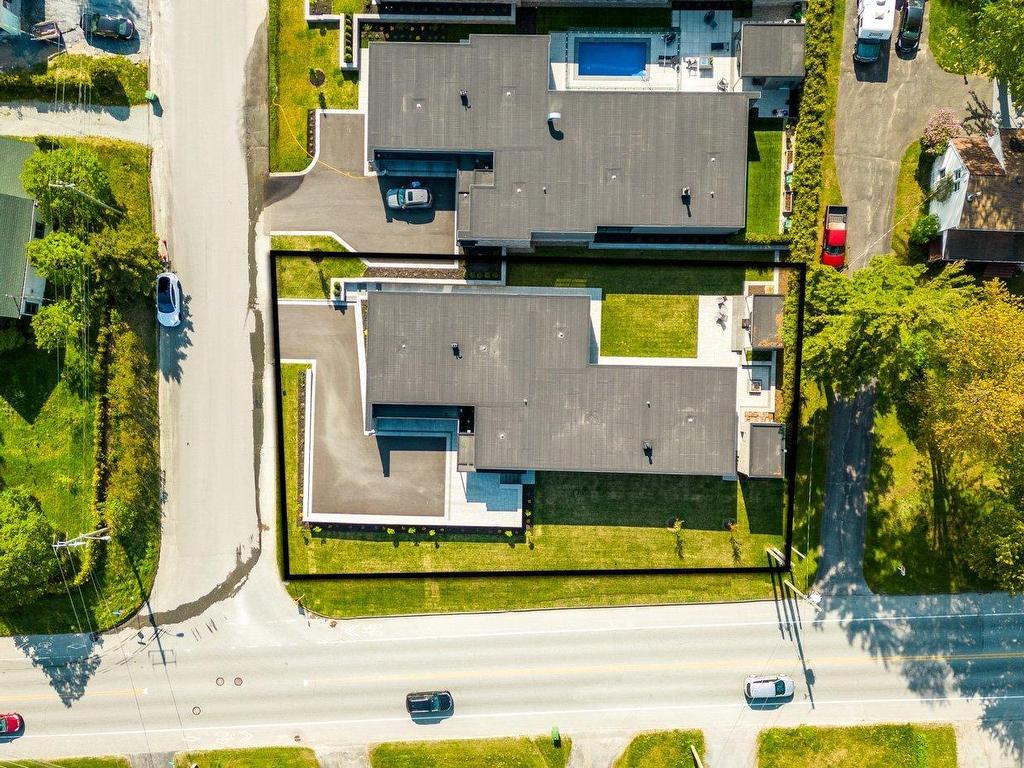 









609


Rue Roberge

,
Sherbrooke (Brompton/Rock Forest/Saint-Élie/Deauville),




QC
J1N1Y6

