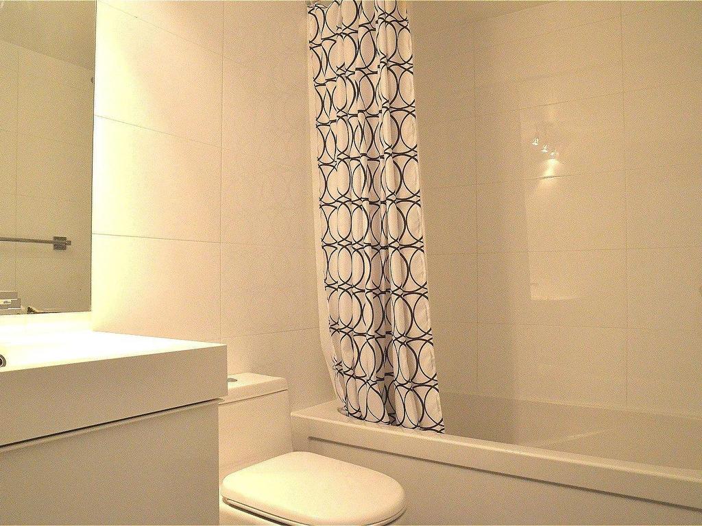 









3470


Rue Simpson

, 712,
Montréal (Ville-Marie),




QC
H3G2J5

