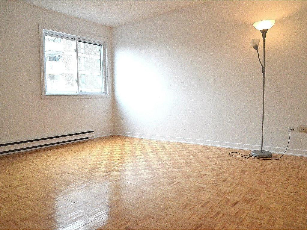 









3470


Rue Simpson

, 712,
Montréal (Ville-Marie),




QC
H3G2J5

