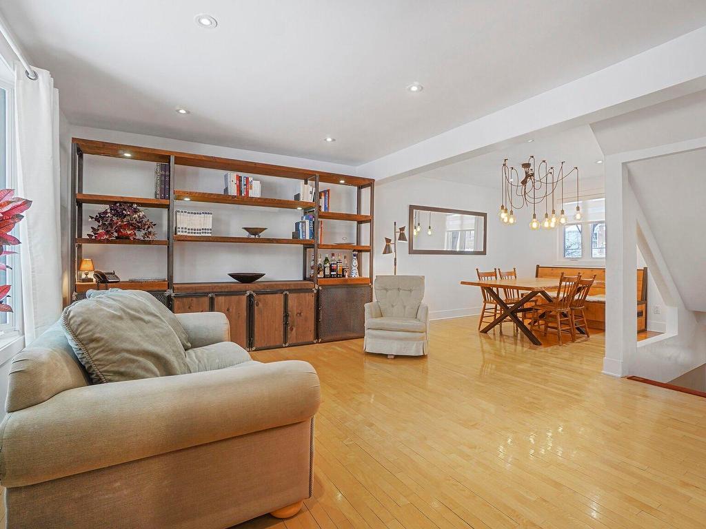 









6613


30e Avenue

,
Montréal (Rosemont/La Petite-Patrie),




QC
H1T3G5

