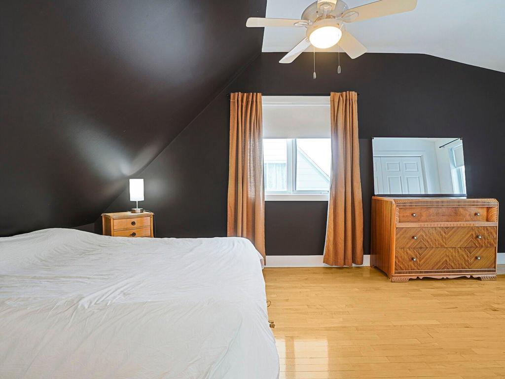 









6613


30e Avenue

,
Montréal (Rosemont/La Petite-Patrie),




QC
H1T3G5

