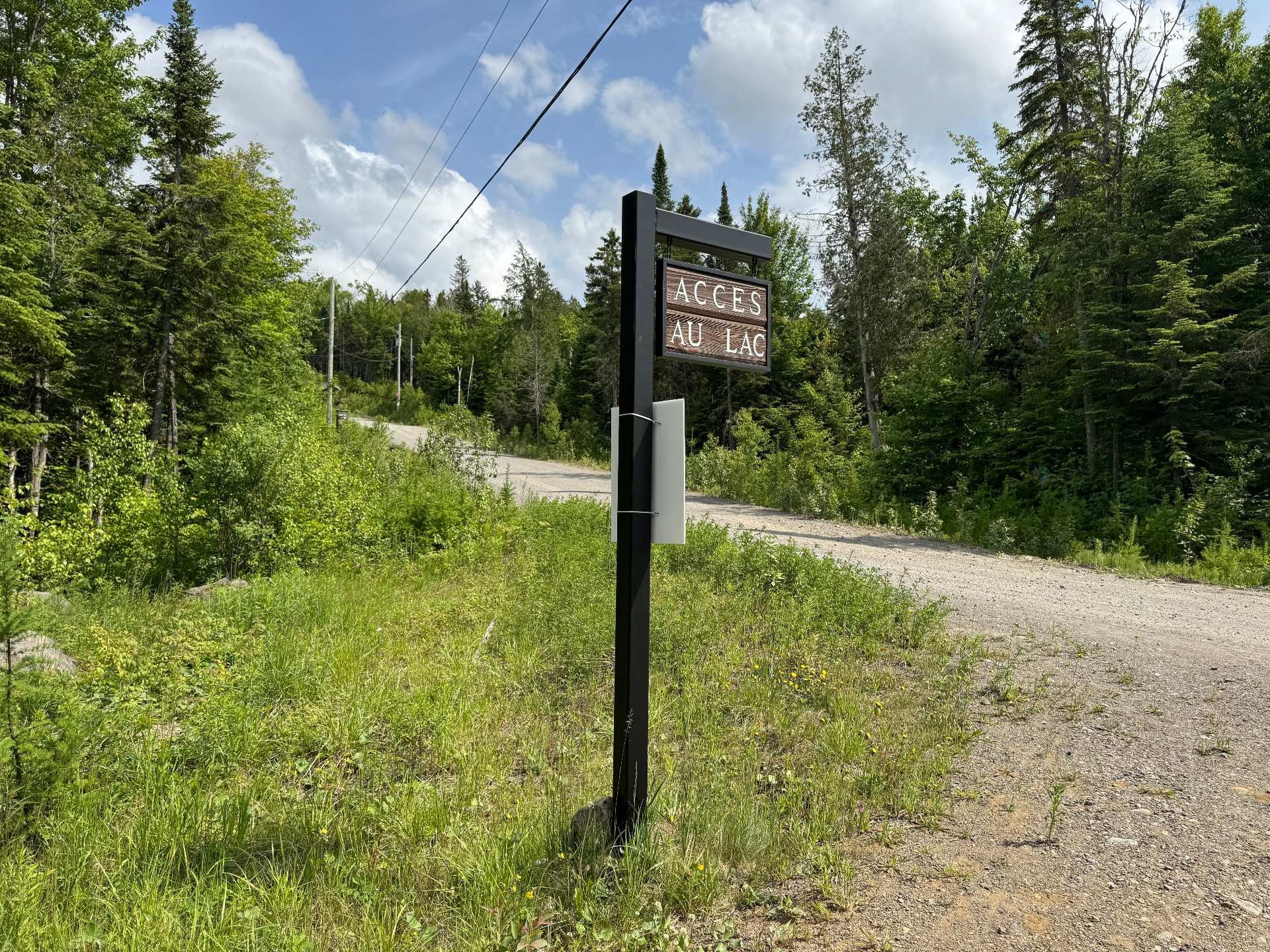 












Rue de la Forêt

,
Sainte-Marguerite-du-Lac-Masson,







QC
J0T1L0

