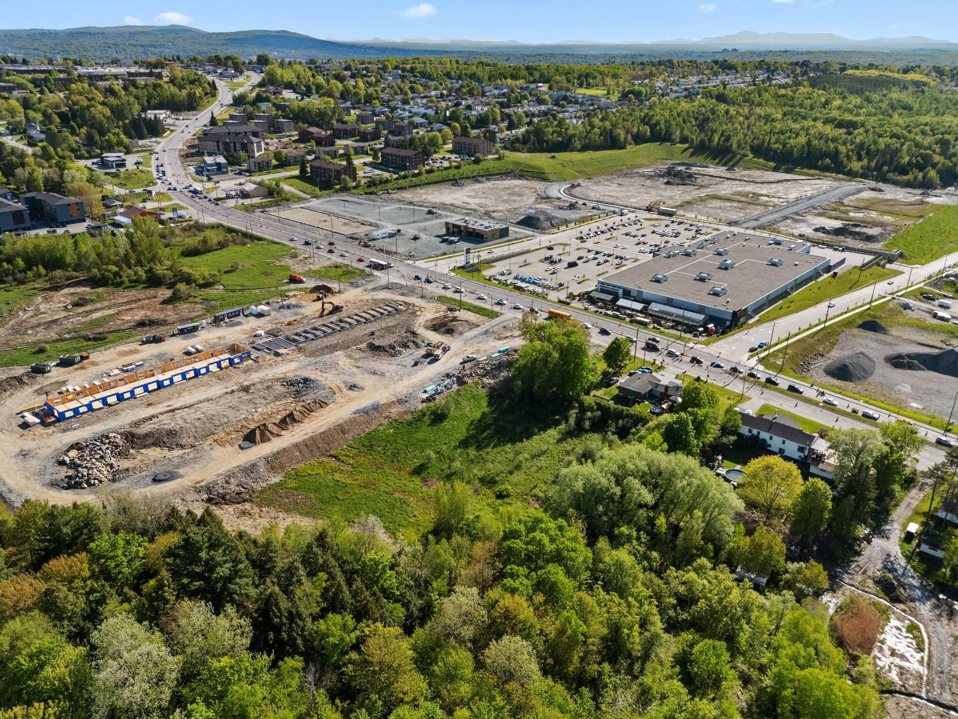












12e Avenue N.

,
Sherbrooke (Fleurimont),







QC
J1E4J6

