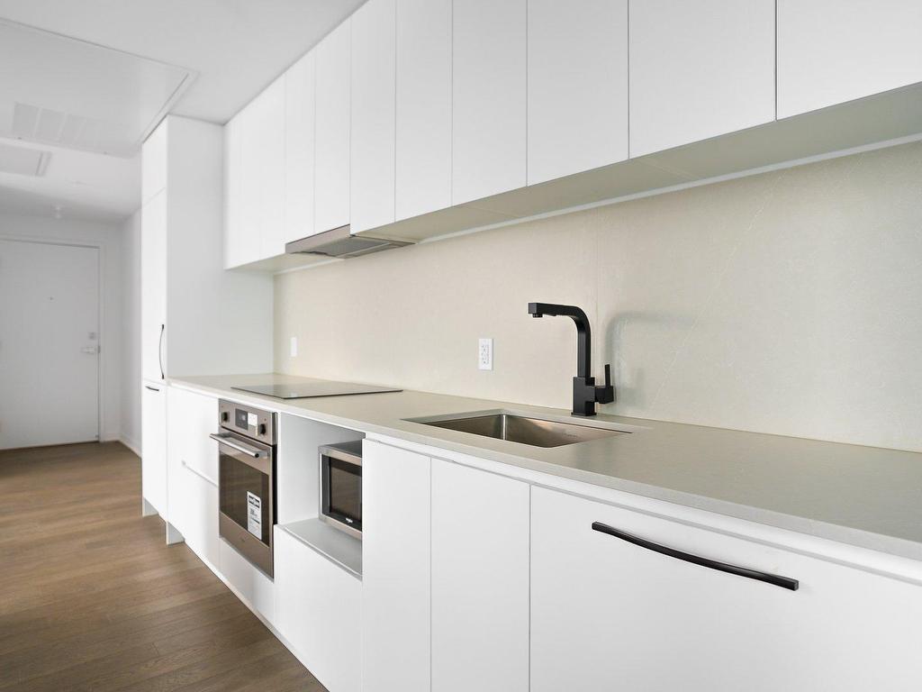 









1160


Rue MacKay

, 2308,
Montréal (Ville-Marie),




QC
H3G2H4

