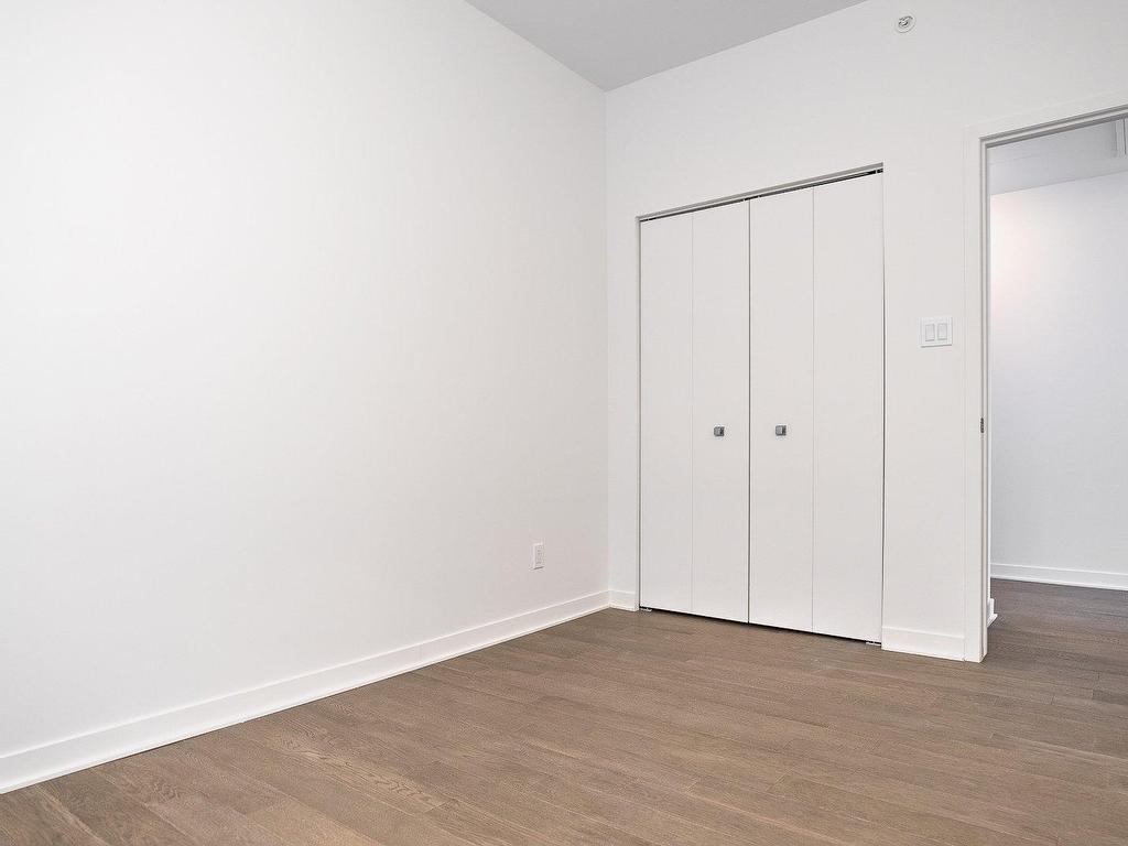 









1160


Rue MacKay

, 2306,
Montréal (Ville-Marie),




QC
H3G2H4

