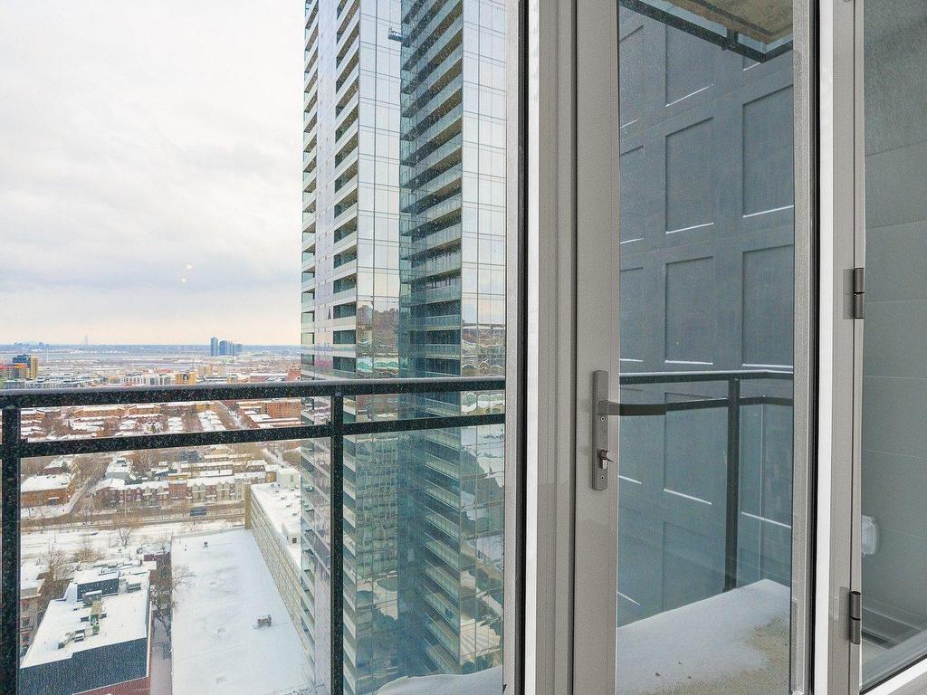 









1160


Rue MacKay

, 2306,
Montréal (Ville-Marie),




QC
H3G2H4

