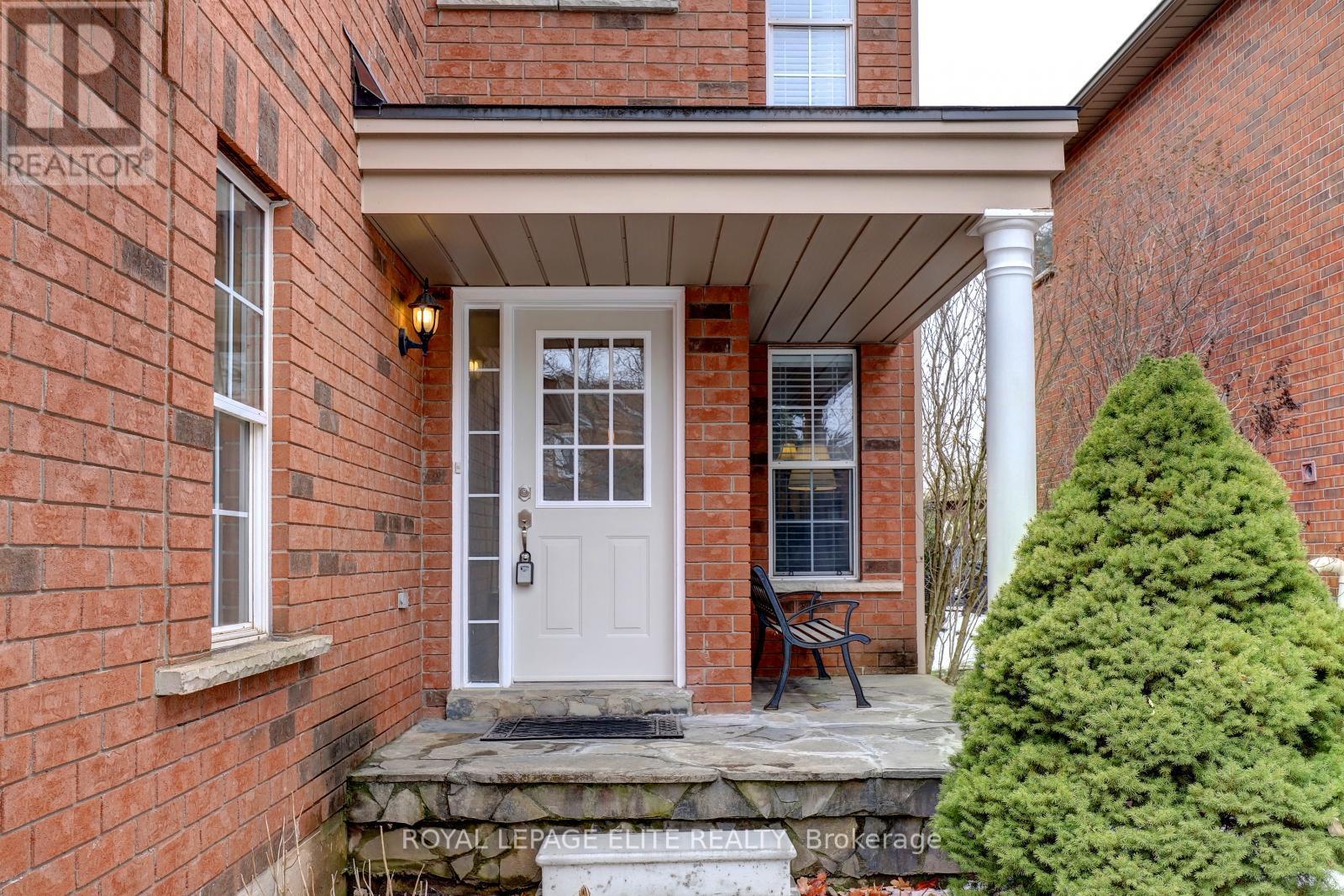 












2342 WOODRIDGE WAY

,
Oakville,




Ontario
L6H6S3

