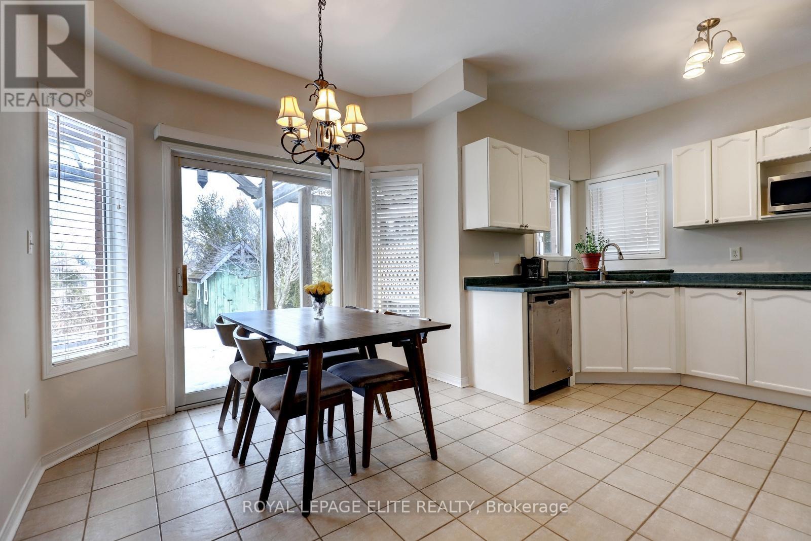 












2342 WOODRIDGE WAY

,
Oakville,




Ontario
L6H6S3

