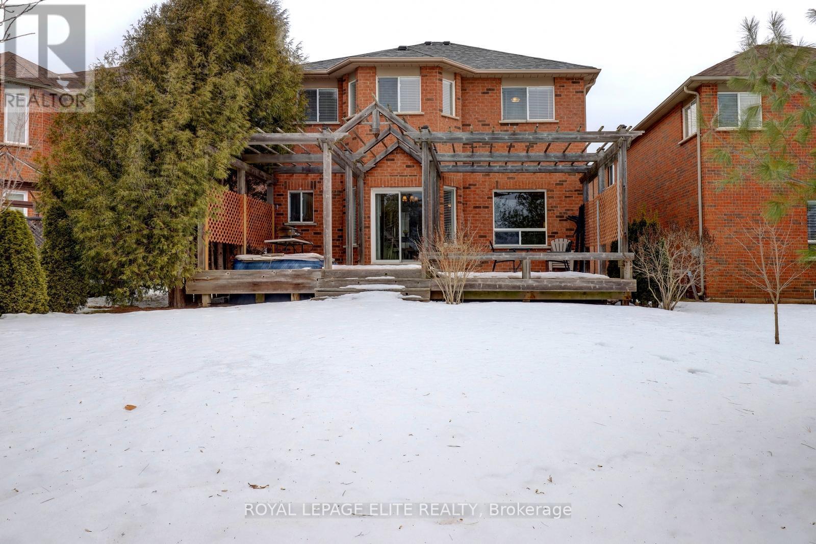 












2342 WOODRIDGE WAY

,
Oakville,




Ontario
L6H6S3

