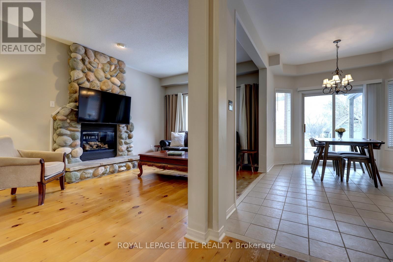 












2342 WOODRIDGE WAY

,
Oakville,




Ontario
L6H6S3

