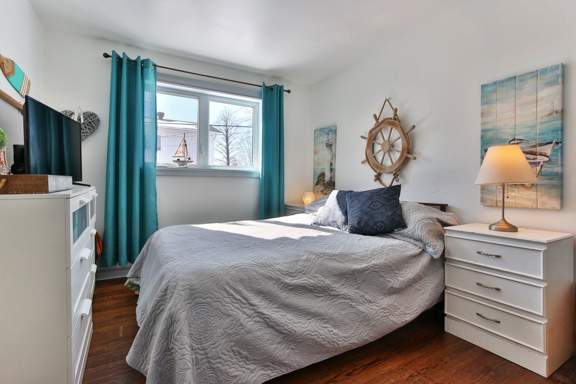 









4451


Rue René-Dumas

,
Carignan,




QC
J3L4A7

