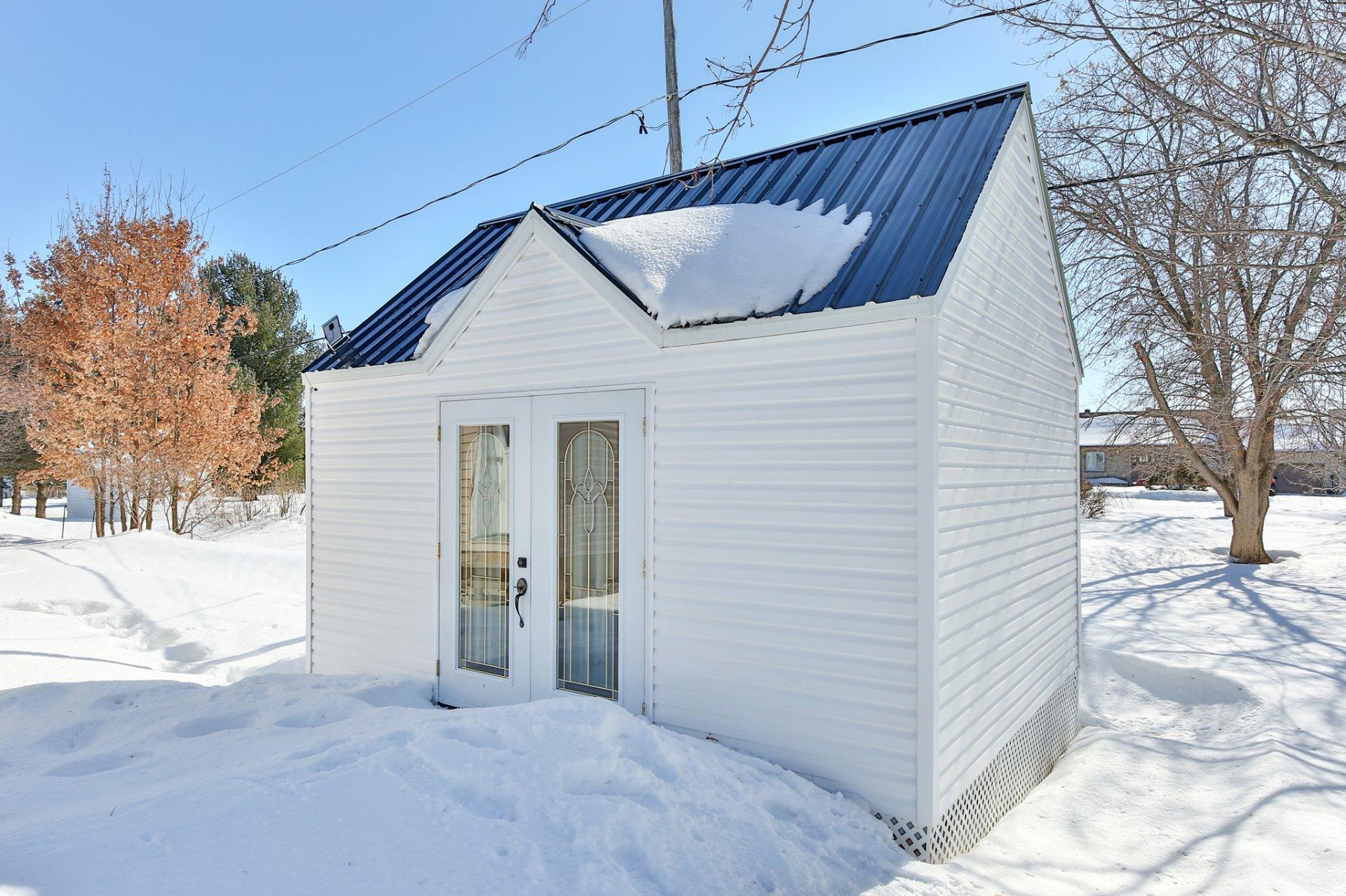 









4451


Rue René-Dumas

,
Carignan,




QC
J3L4A7


