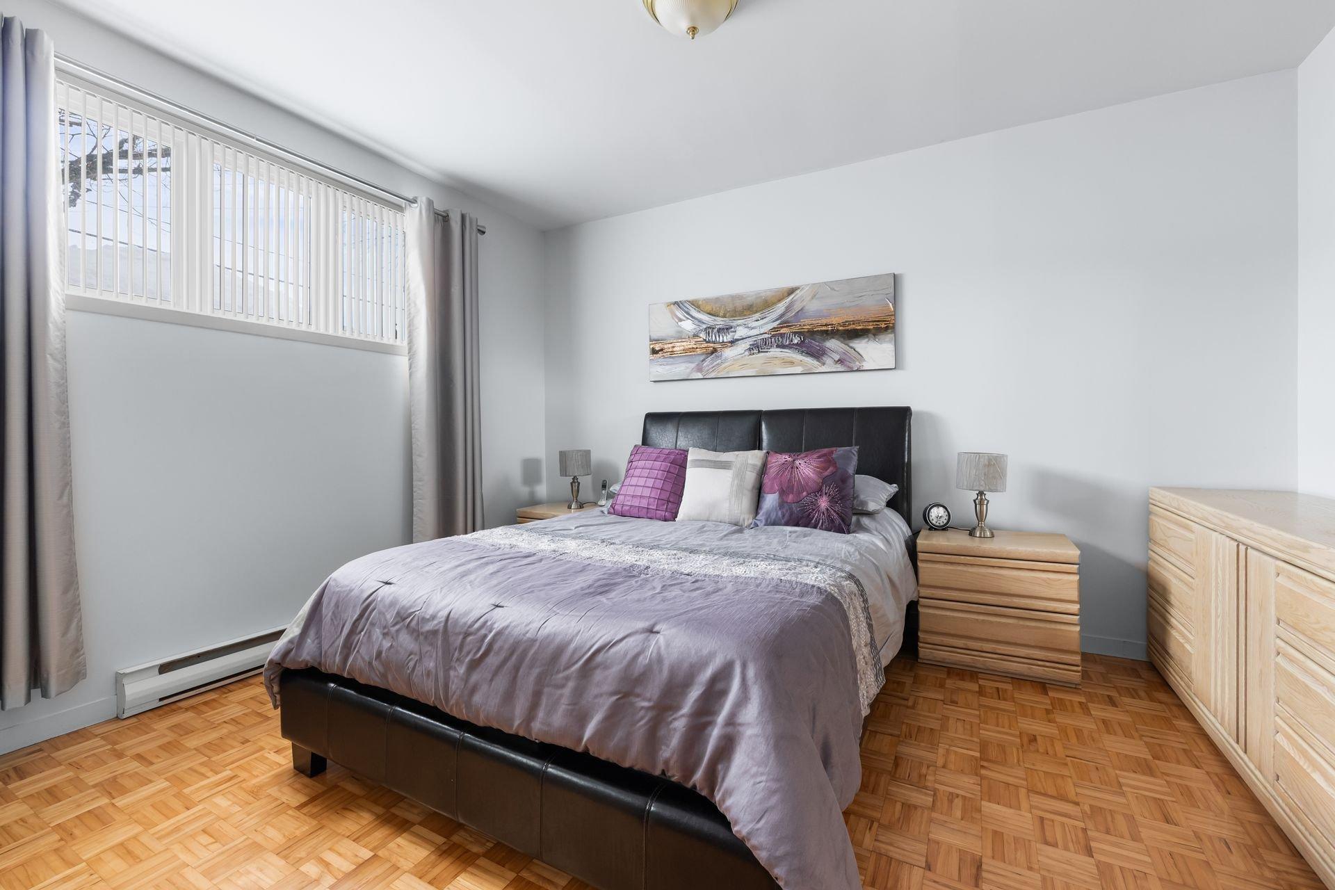 









1012


Rue Principale

,
Saint-Agapit,




QC
G0S1Z0

