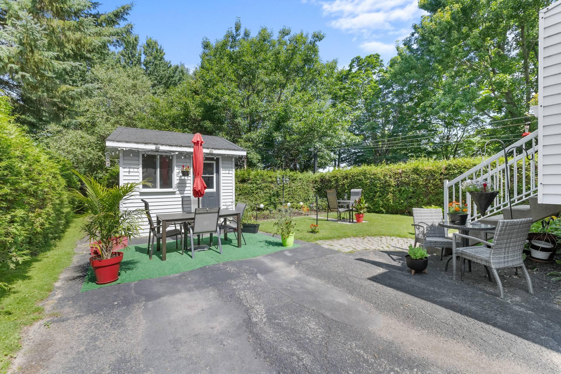 









1012


Rue Principale

,
Saint-Agapit,




QC
G0S1Z0

