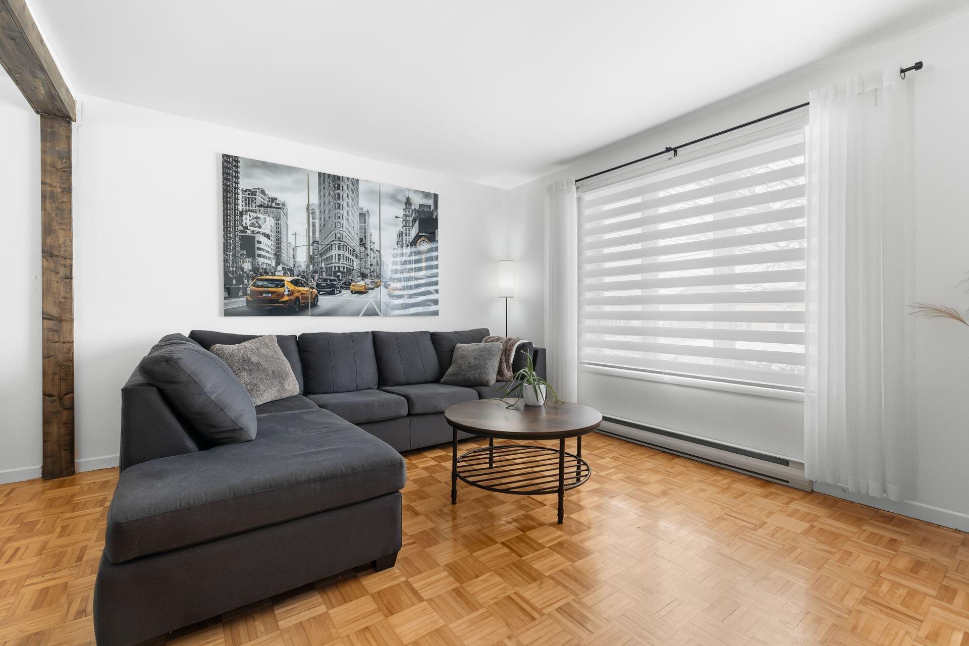 









1012


Rue Principale

,
Saint-Agapit,




QC
G0S1Z0

