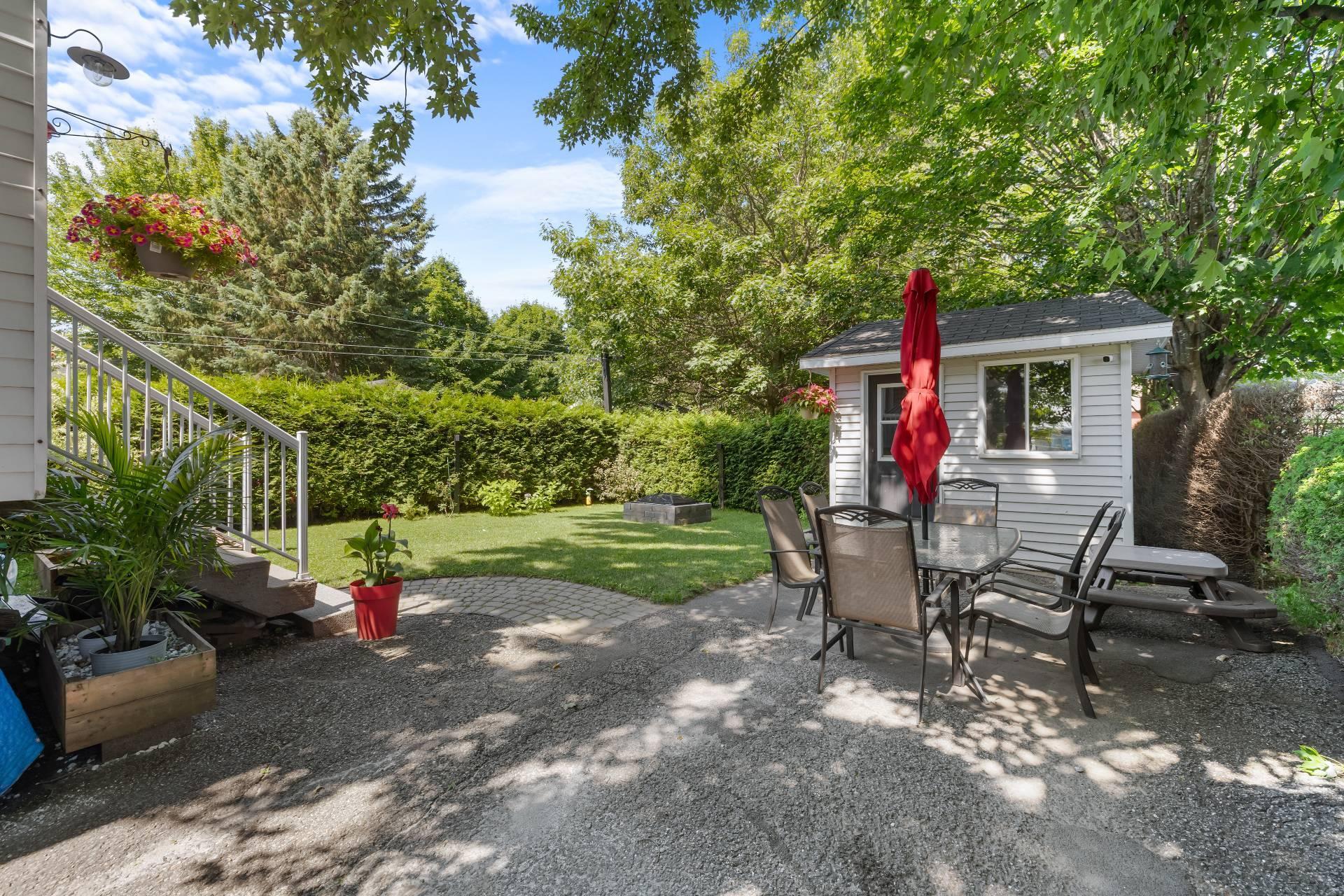 









1012


Rue Principale

,
Saint-Agapit,




QC
G0S1Z0

