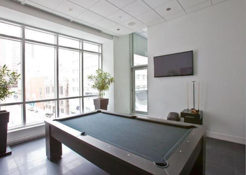 









1225


Boul. Robert-Bourassa

, 704,
Montréal (Ville-Marie),




QC
H3B9A9

