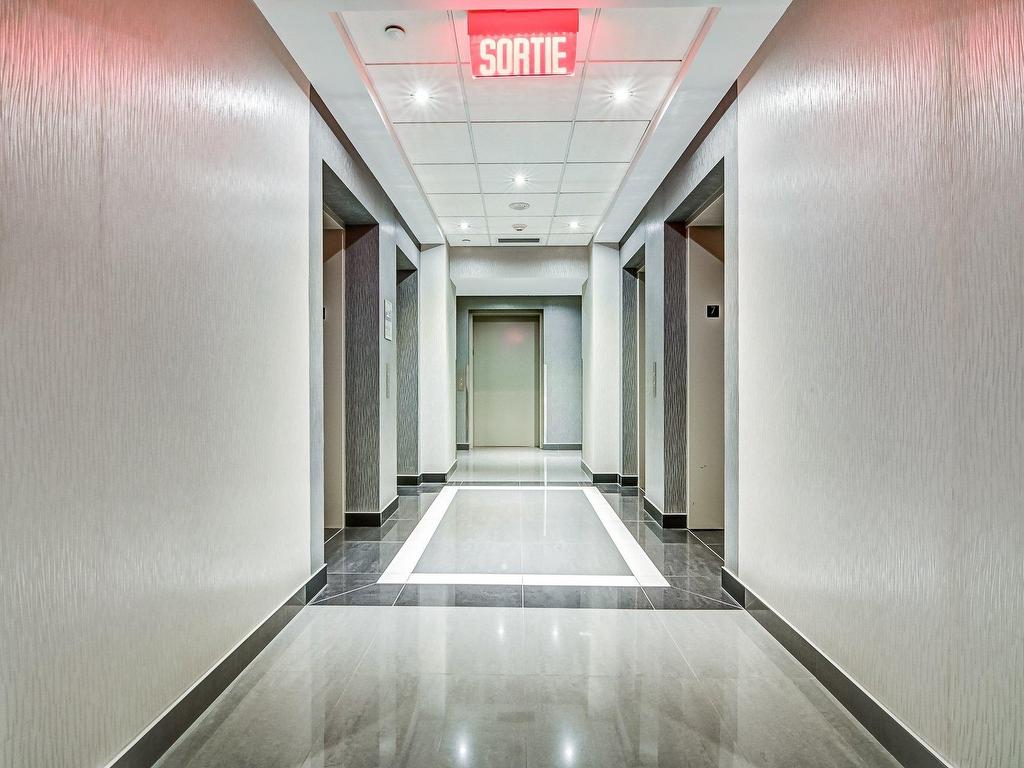 









1225


Boul. Robert-Bourassa

, 704,
Montréal (Ville-Marie),




QC
H3B9A9


