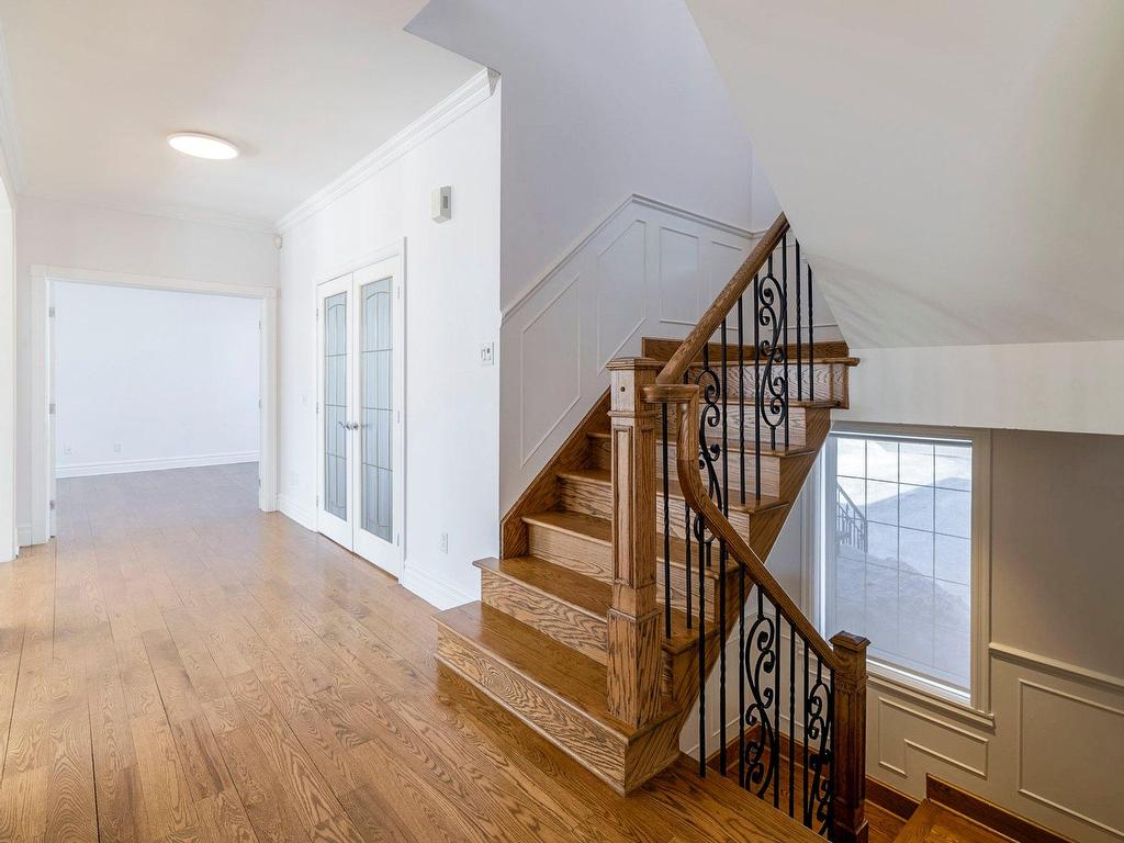 









3695


Rue de Loreto

,
Brossard,




QC
J4Y3G6

