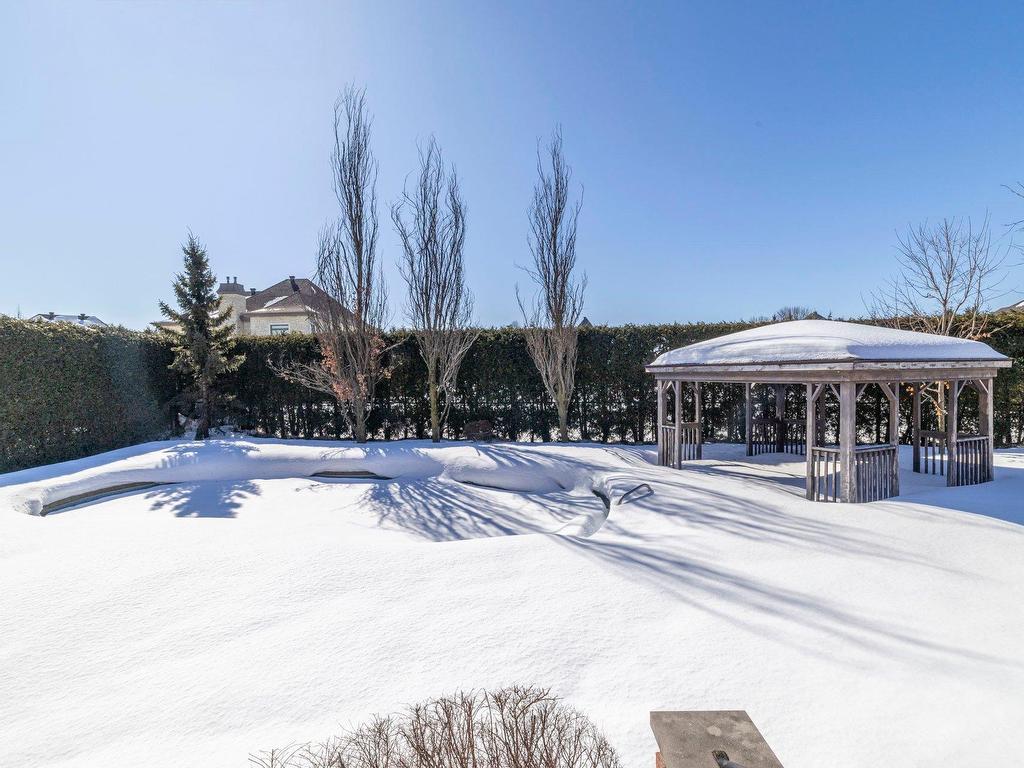 









3695


Rue de Loreto

,
Brossard,




QC
J4Y3G6

