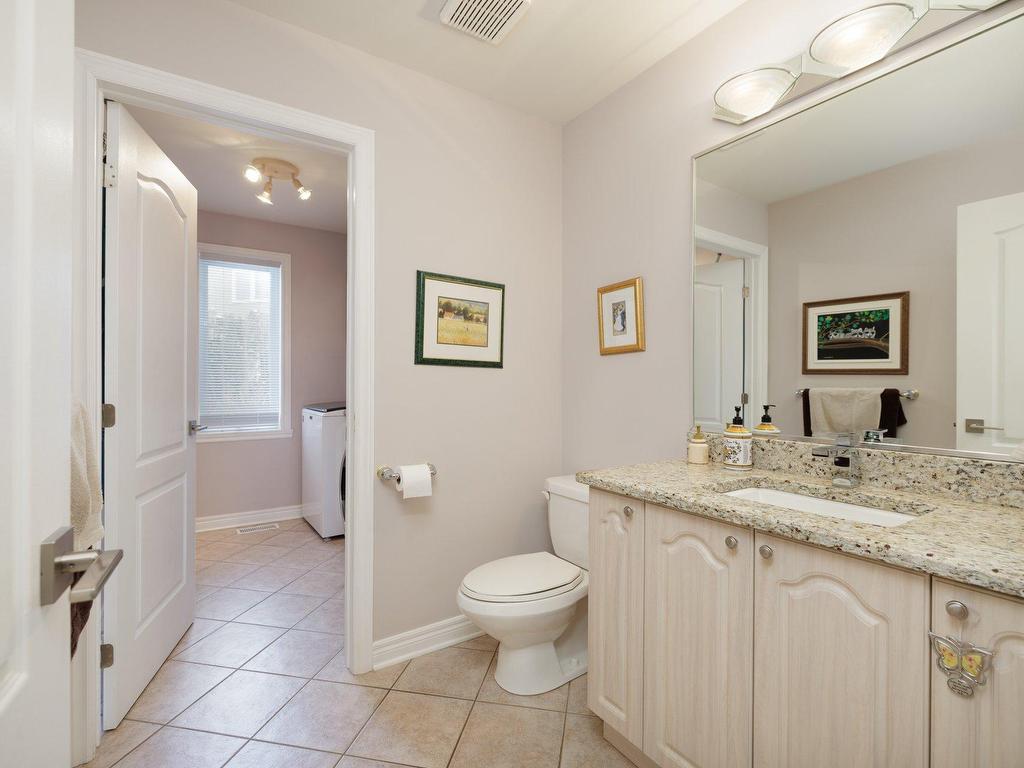 









182


Rue Houde

,
Kirkland,




QC
H9J4B1

