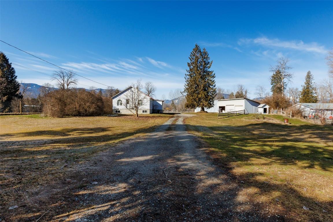 









1117


15th

Avenue,
Creston,




BC
V0B 1G1

