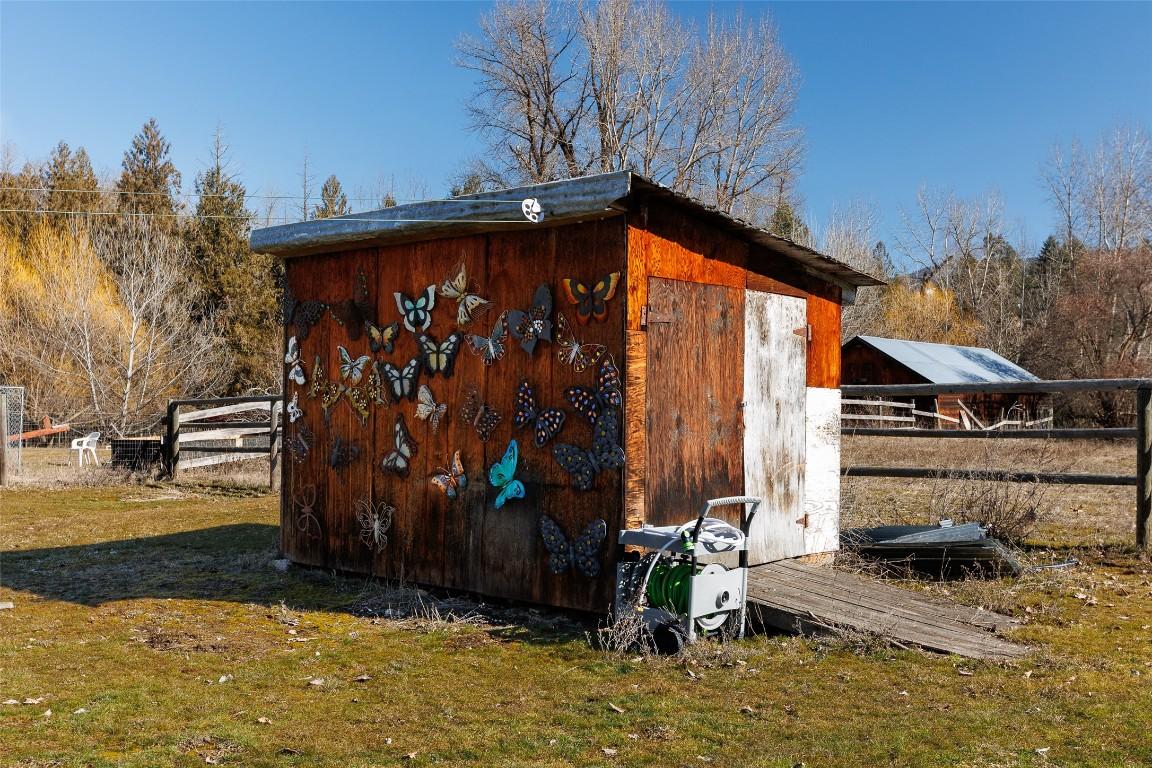 









1117


15th

Avenue,
Creston,




BC
V0B 1G1

