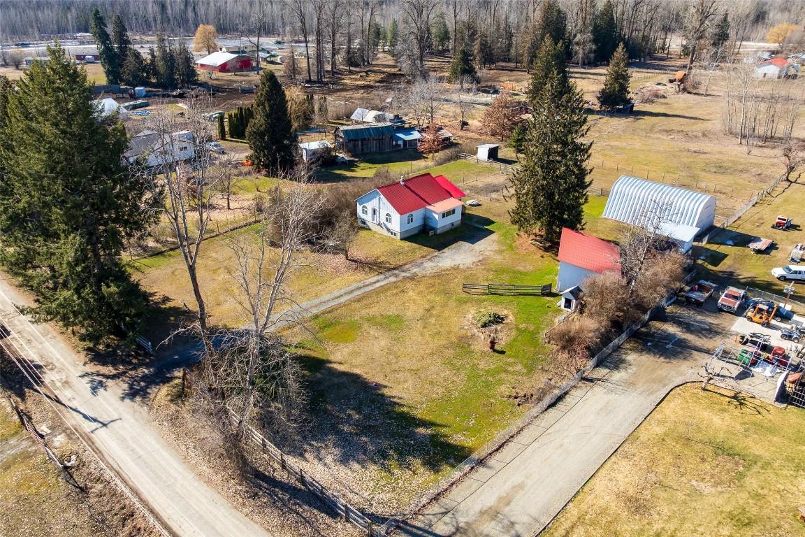 









1117


15th

Avenue,
Creston,




BC
V0B 1G1

