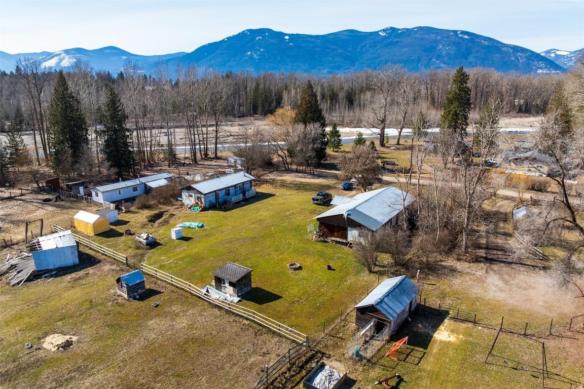 









1117


15th

Avenue,
Creston,




BC
V0B 1G1

