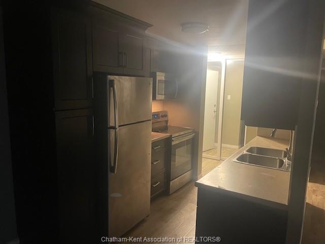 









202


Campus

Parkway, 207,
Chatham,




ON
N7L 4Y4


