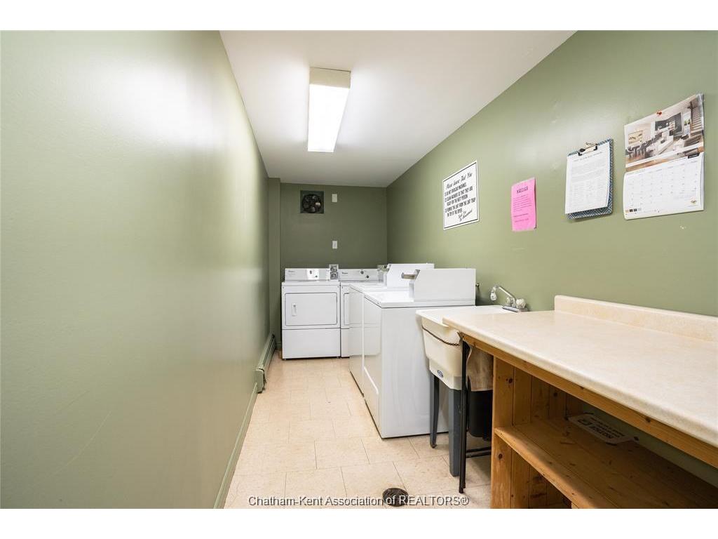 









202


Campus

Parkway, 207,
Chatham,




ON
N7L 4Y4


