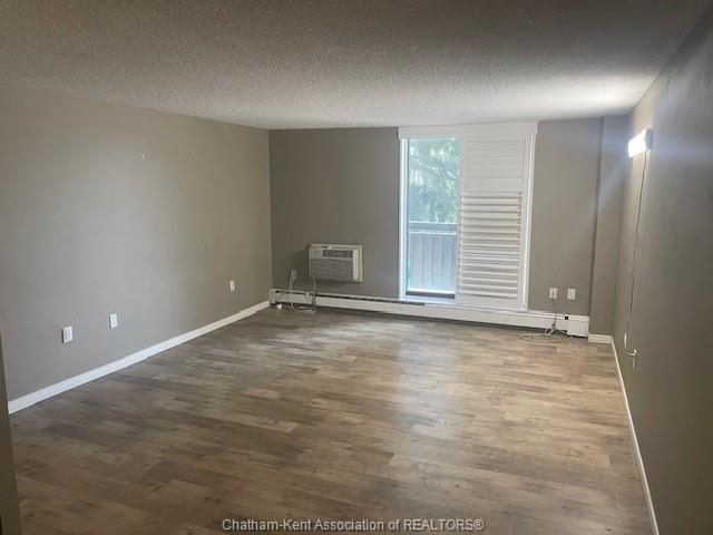 









202


Campus

Parkway, 207,
Chatham,




ON
N7L 4Y4

