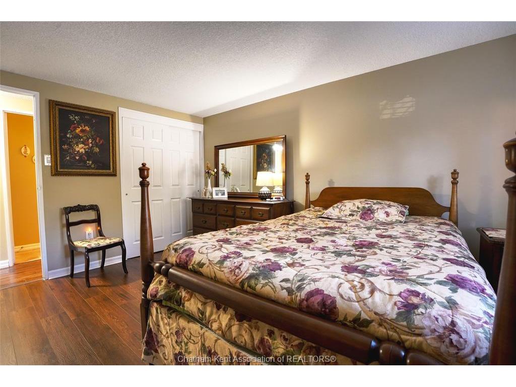 









925


Grand

Avenue, 104,
Chatham,




ON
N7L 4Z1

