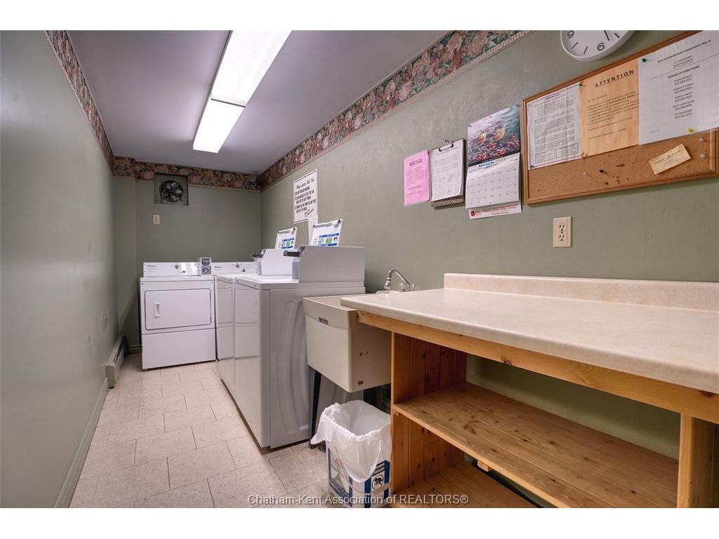 









925


Grand

Avenue, 104,
Chatham,




ON
N7L 4Z1

