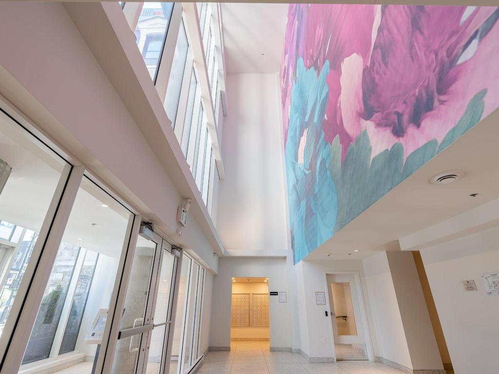 









1160


Rue MacKay

, 2005,
Montréal (Ville-Marie),




QC
H3G0G8

