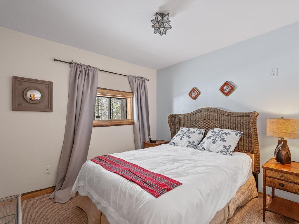 









431


Ch. du Lac-Earl E.

,
Montcalm,




QC
J0T2V0

