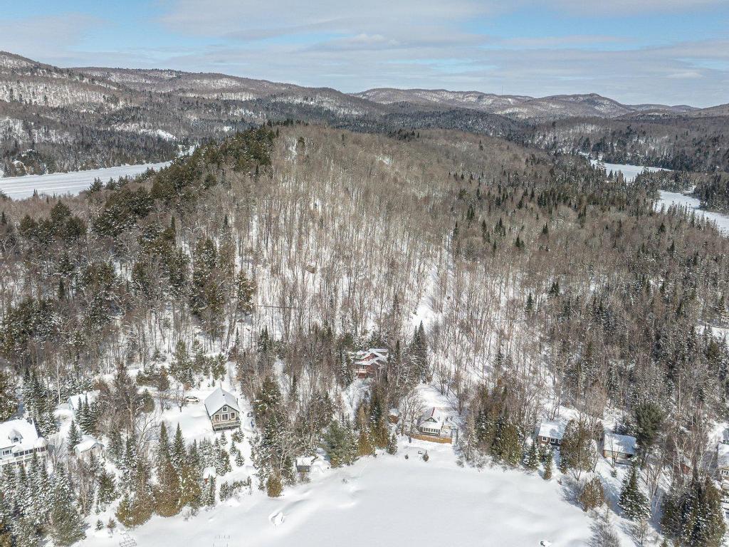 









431


Ch. du Lac-Earl E.

,
Montcalm,




QC
J0T2V0

