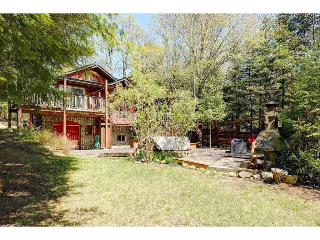 









431


Ch. du Lac-Earl E.

,
Montcalm,




QC
J0T2V0

