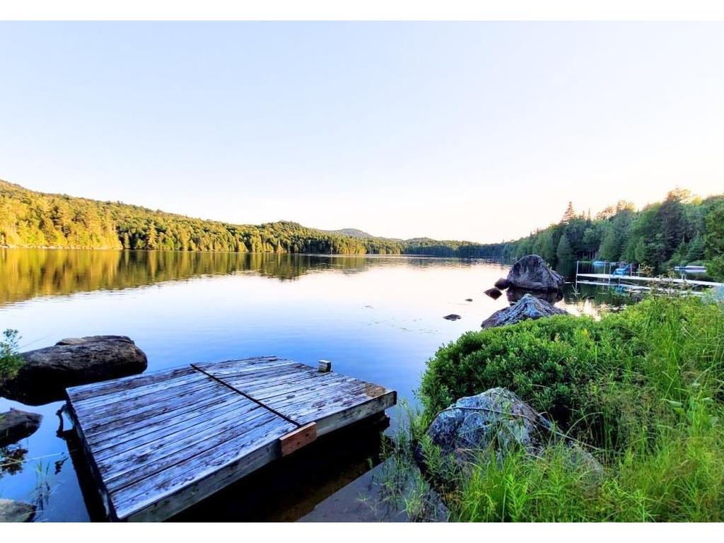 









431


Ch. du Lac-Earl E.

,
Montcalm,




QC
J0T2V0

