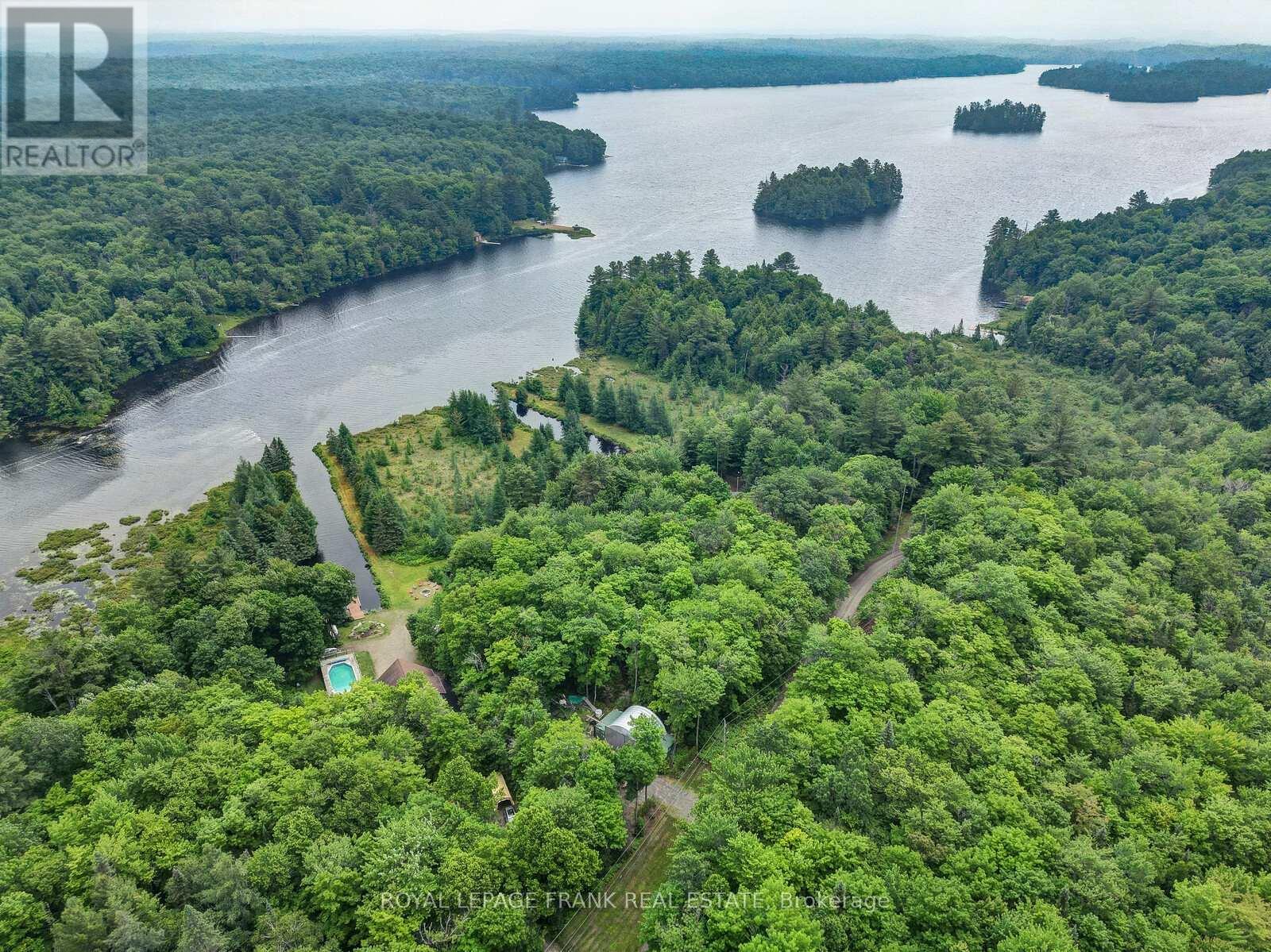












1013 MERRICK DRIVE

,
Bracebridge (Oakley),




Ontario
P1L1X1

