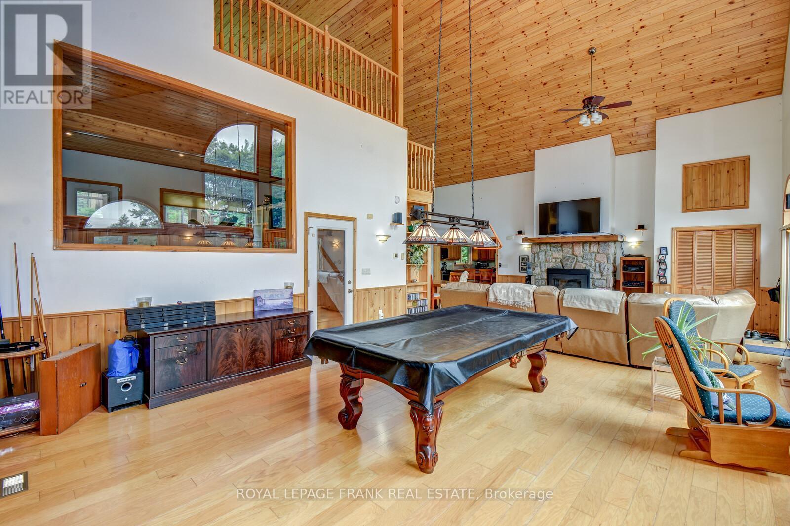 












1013 MERRICK DRIVE

,
Bracebridge (Oakley),




Ontario
P1L1X1

