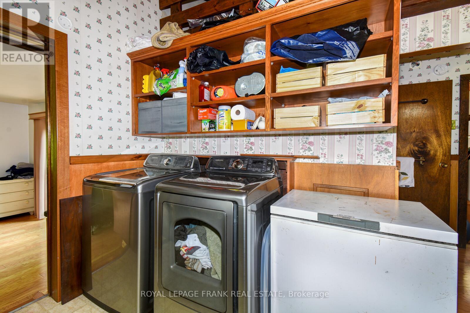 












1013 MERRICK DRIVE

,
Bracebridge (Oakley),




Ontario
P1L1X1

